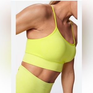 Ardene Adjustable Sports Bra Womens Size M-LG